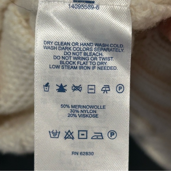 Lands End Womens Chunky Cable Knit Cowl Neck Sweater Plus size 1X Fisherman - Picture 5 of 7